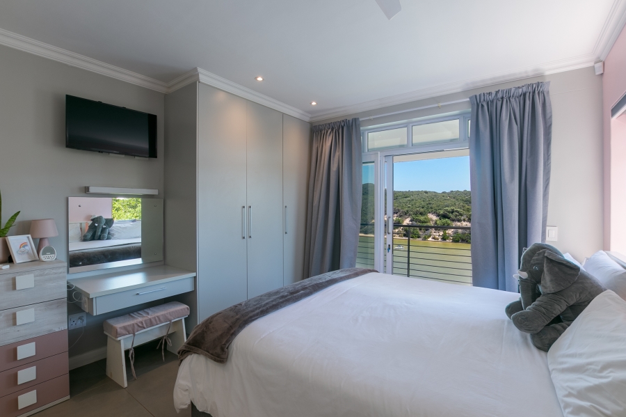 4 Bedroom Property for Sale in Kingfisher Creek Western Cape